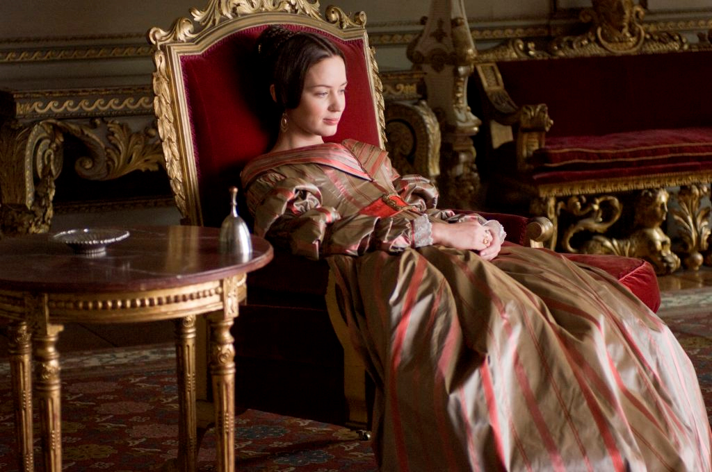  p>《年轻的维多利亚》是由英国momentum pictures公司发行的历史剧情