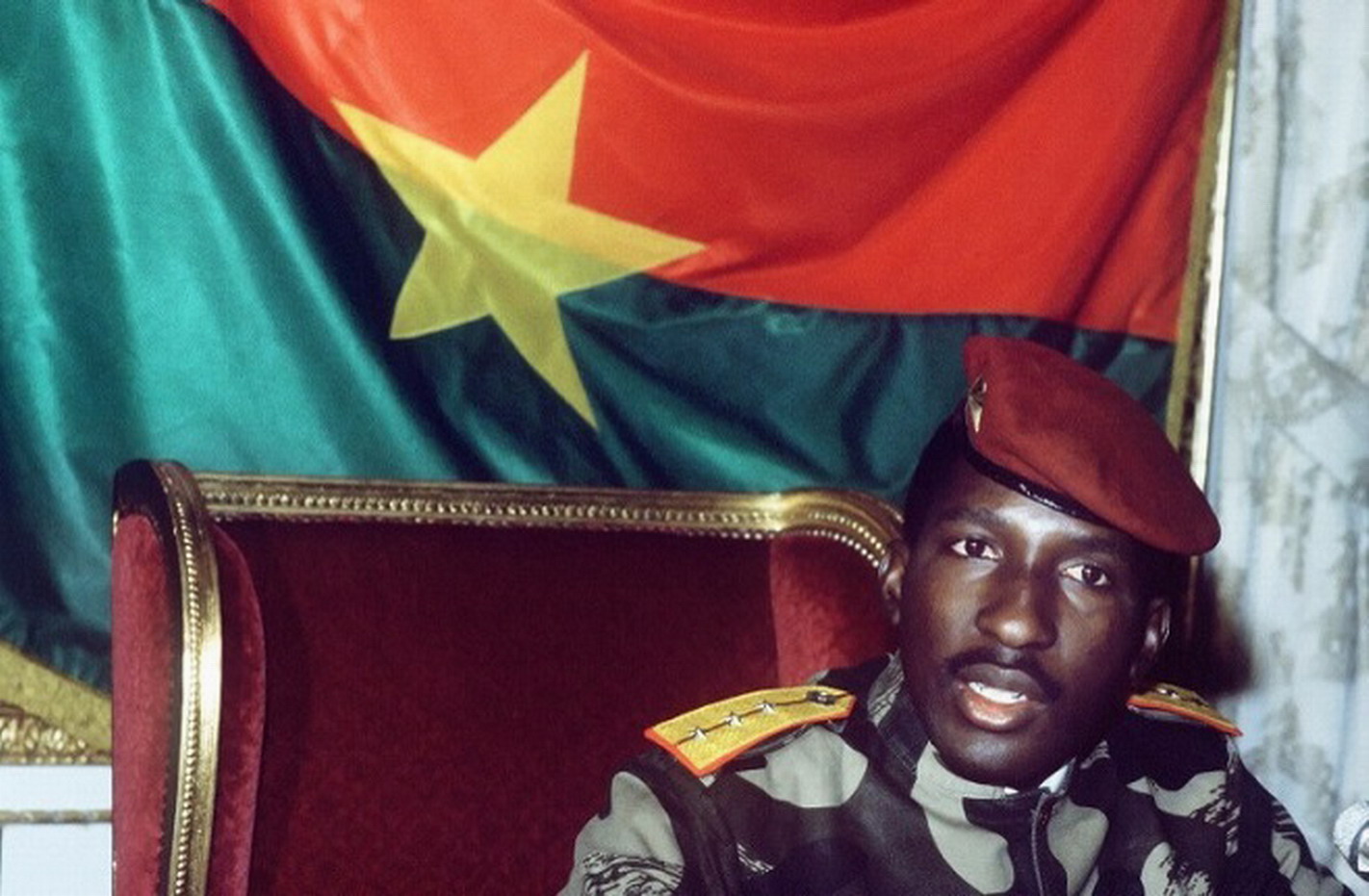  p>托马斯·桑卡拉(thomas sankara)(1949年12月21日,亚科,——1987年