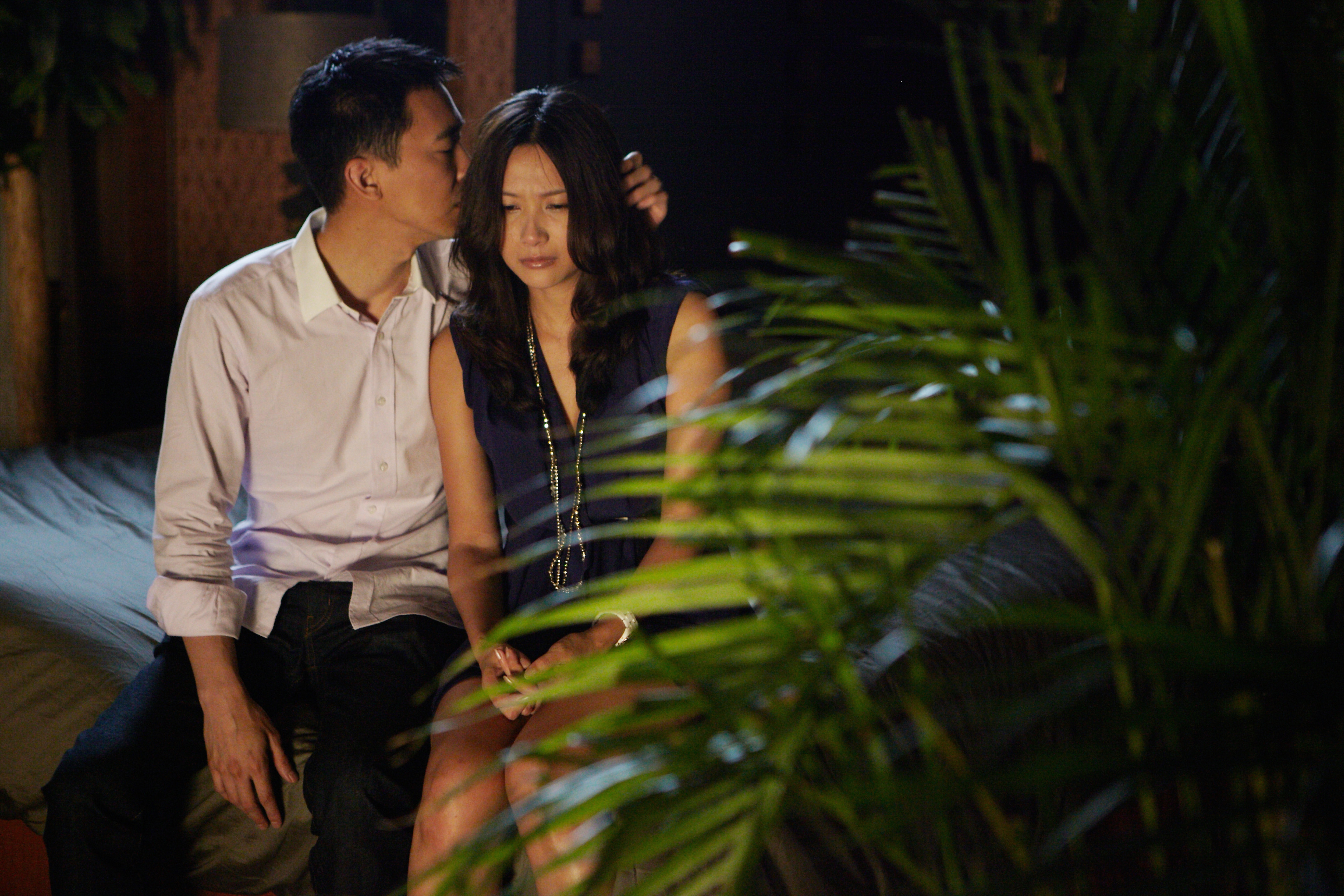  p>《亲密敌人》是徐静蕾导演,徐静蕾,黄立行联合主演的电影.