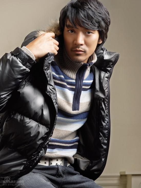  p data-id="gnvgle2cjz">金民俊1976年7月24日出生于韩国釜山,韩国