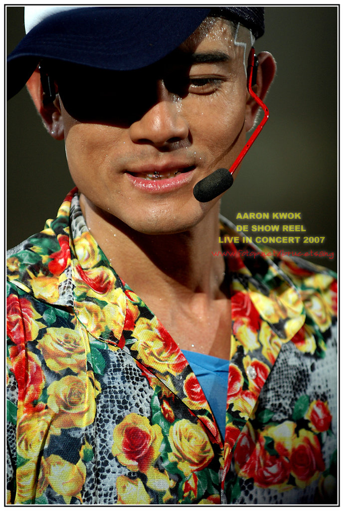  p>郭富城(aaron kwok),1965年10月26日出生于中国香港,祖籍广东东莞