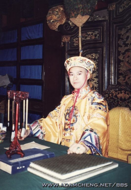  p>郑少秋,1947年2月24日出生于香港,祖籍广东,中国香港男演员,歌手.