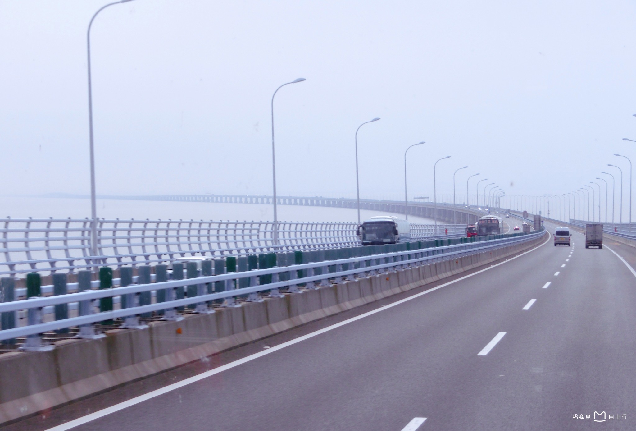  p>杭州湾跨海大桥(hangzhou bay bridge)是中国 a target="_blank"