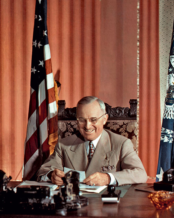 truman,1884年5月8日-1972年12月26日),其姓氏早年在中国被译作"褚盟