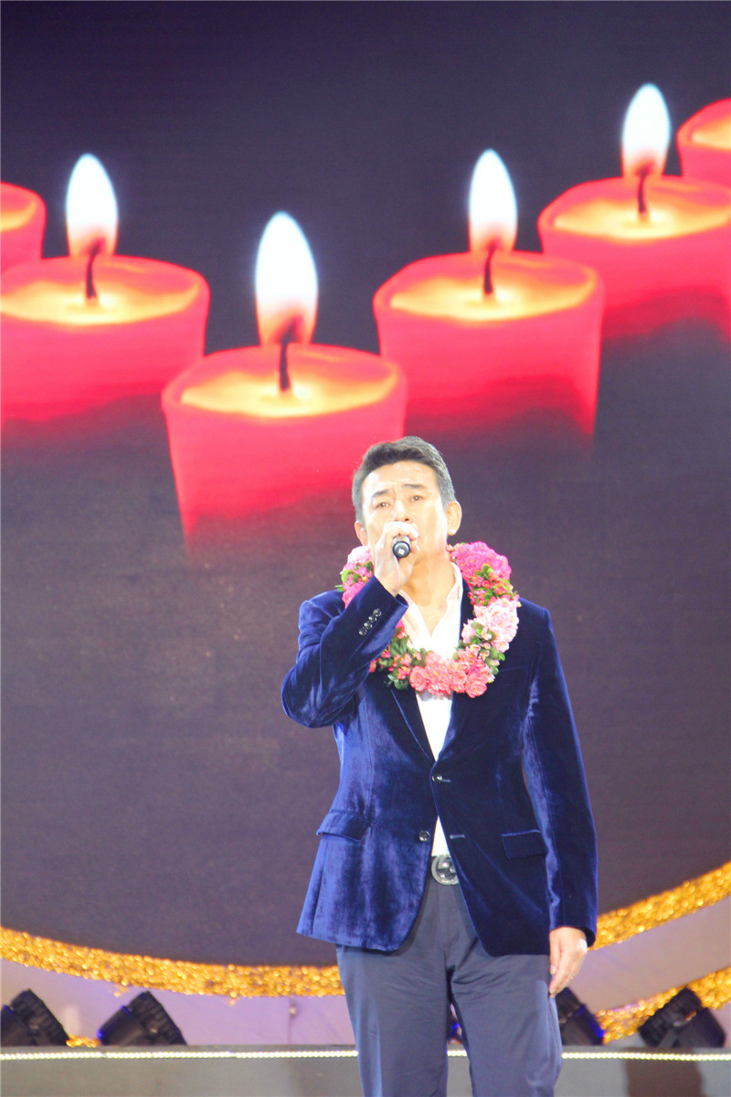  p>李洪涛,1964年7月23日出生于山东省青岛市,中国影视演员, a target