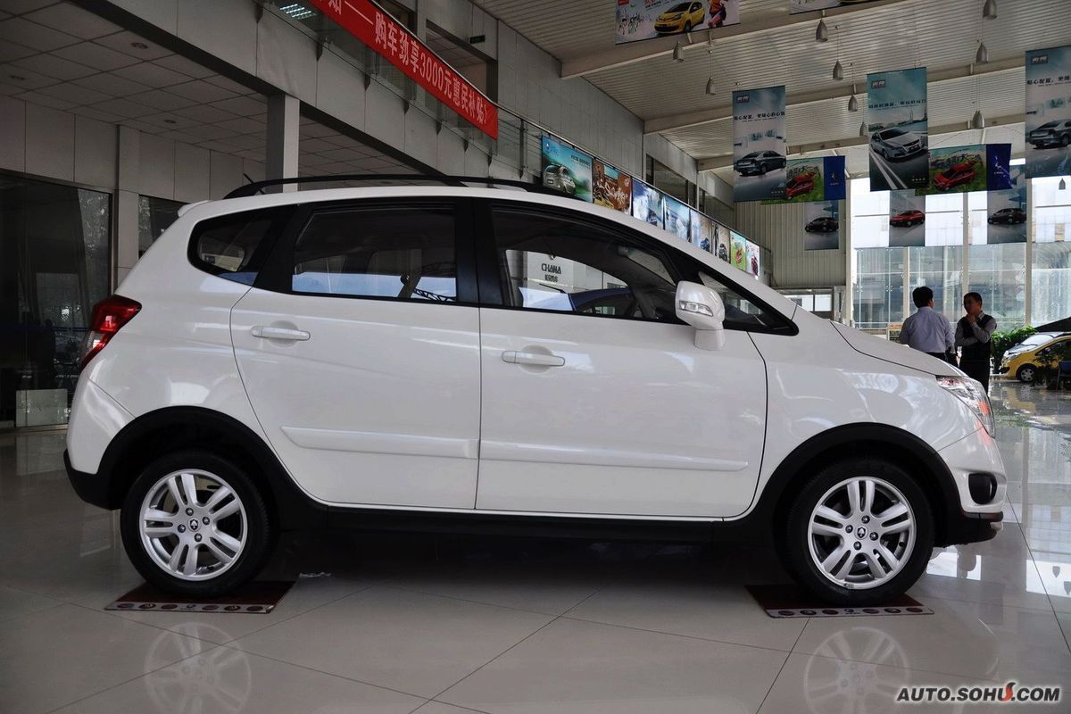  p>cx20是 a target="_blank" href="/item/长安汽车/1617266" data