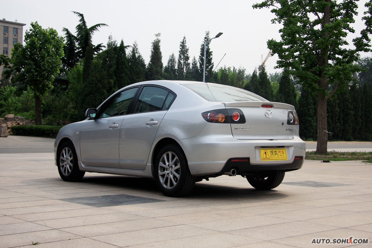 马自达3
