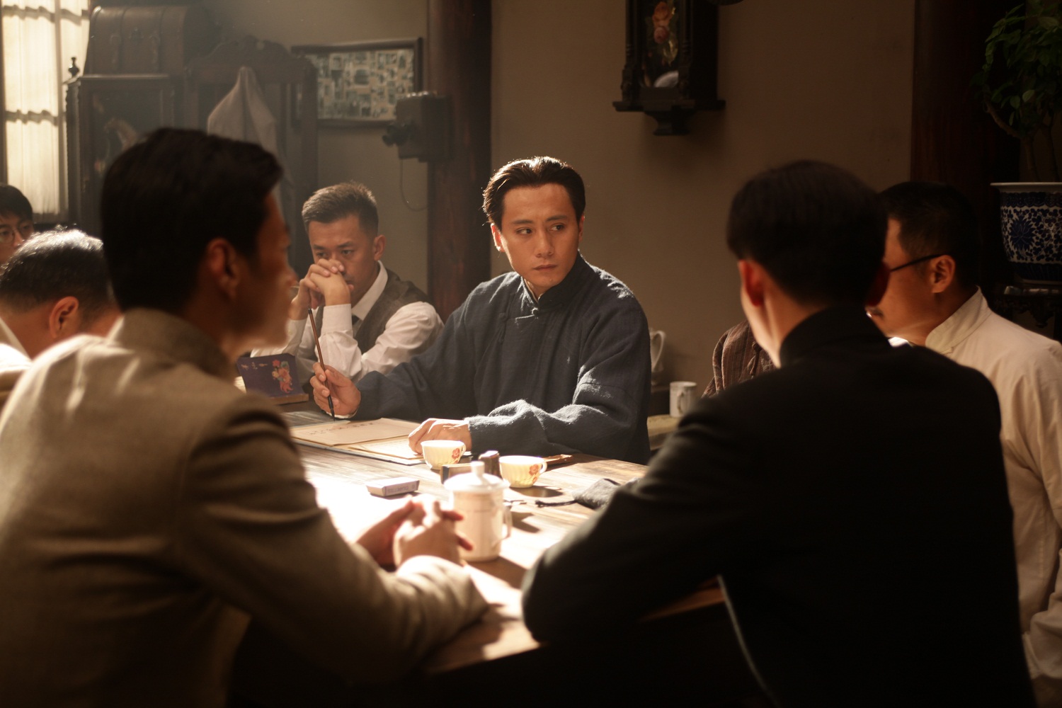 《建党伟业》( i>beginning of the great revival /i>)是由中国电影