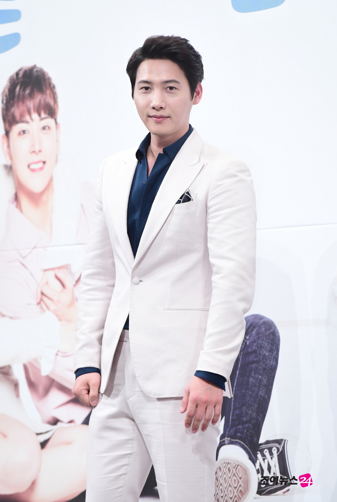 pec">李尚禹(         , lee sang woo),1980年2月13日出生于韩国首尔