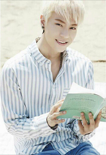 entertainment于2014年4月8日推出的男子组合,由金成九,白明翰,任煐俊