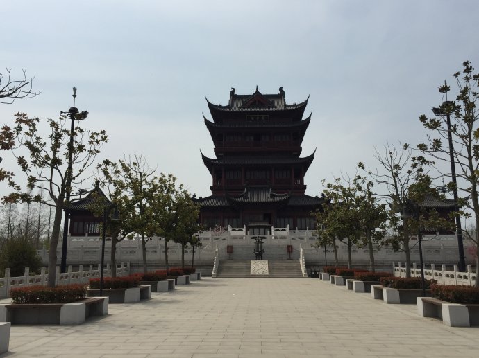  p data-id="gn93pfmtu0">灌南二郎神庙坐落于江苏省 a target="