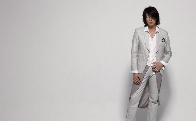  p data-id="gnatz3hs1w">《地下铁》是游鸿明于2001年8月17日发行的