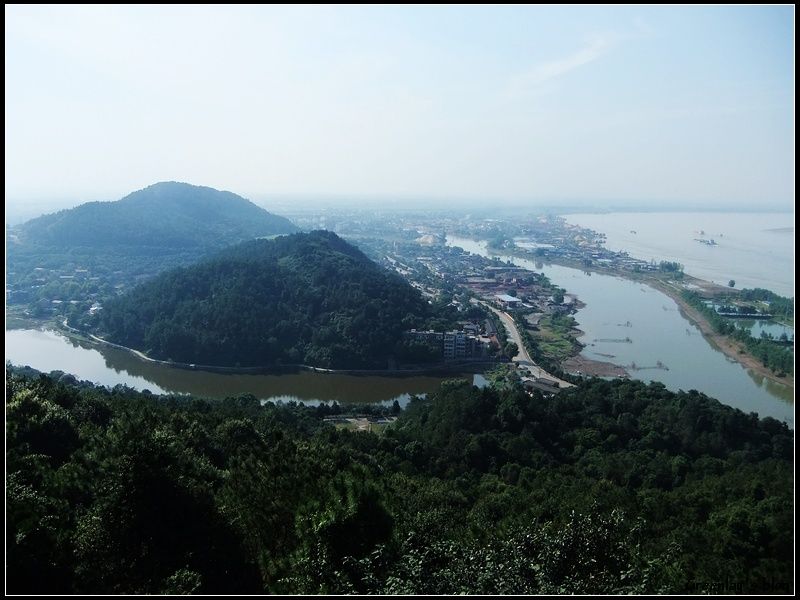  p> a href="#" data-lemmaid="5198463">鄂州西山 /a>,古称樊山,因在