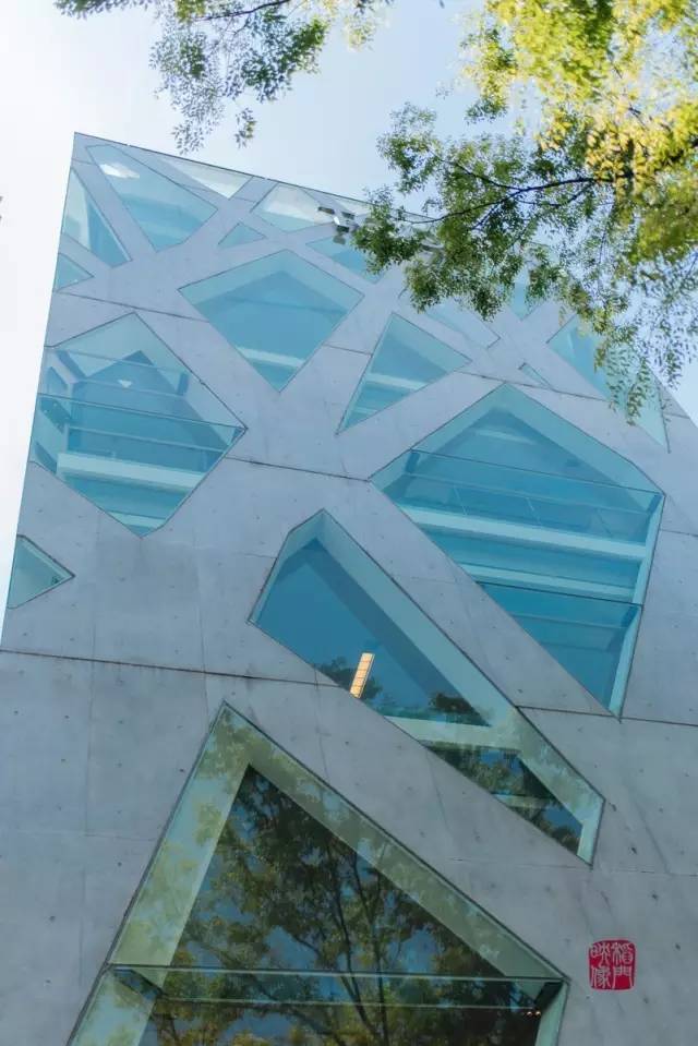 在路上 | 一场世界级的建筑之旅就在东京！_百科TA说