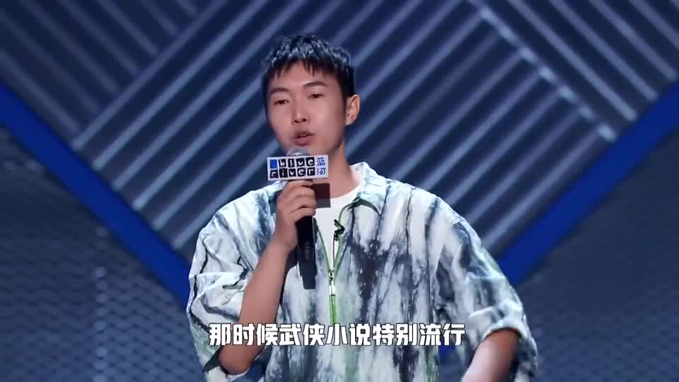 2l9o">杨蒙恩,1994年出生于内蒙古自治区包头市,中国内地脱口秀演员