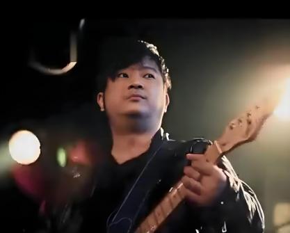 何勇（中国内地摇滚男歌手）_百度百科