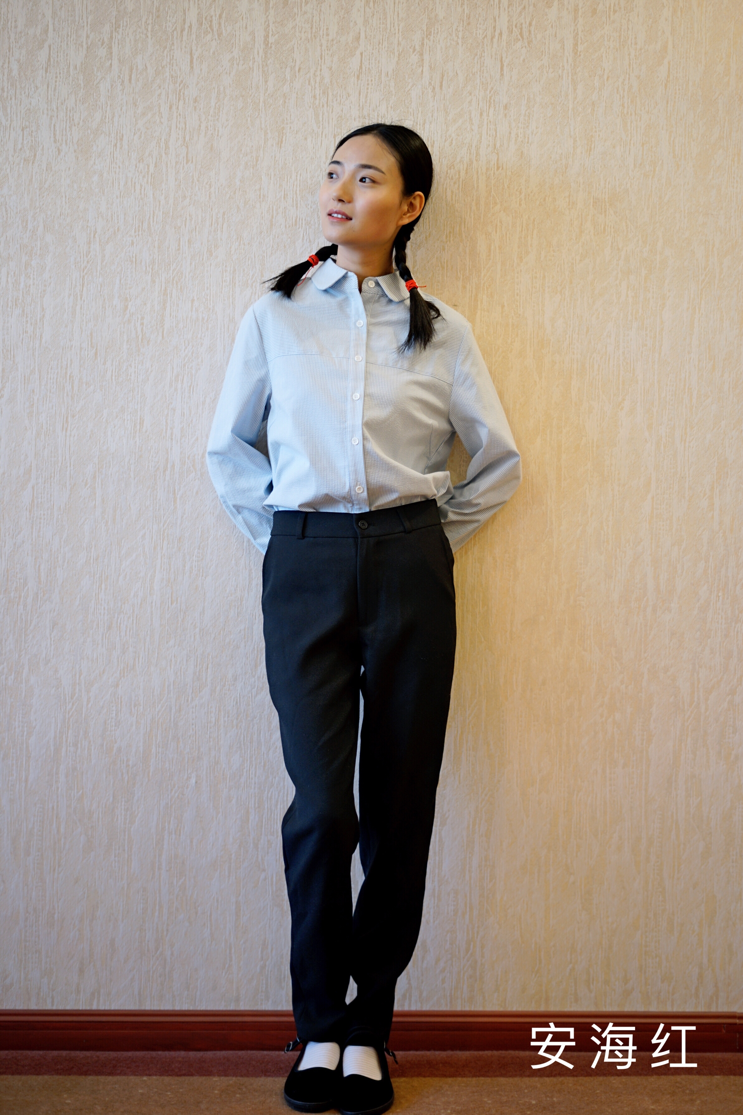  p data-id="gnzzvlcmts">安宁,出生于陕西咸阳,中国内地女演员.