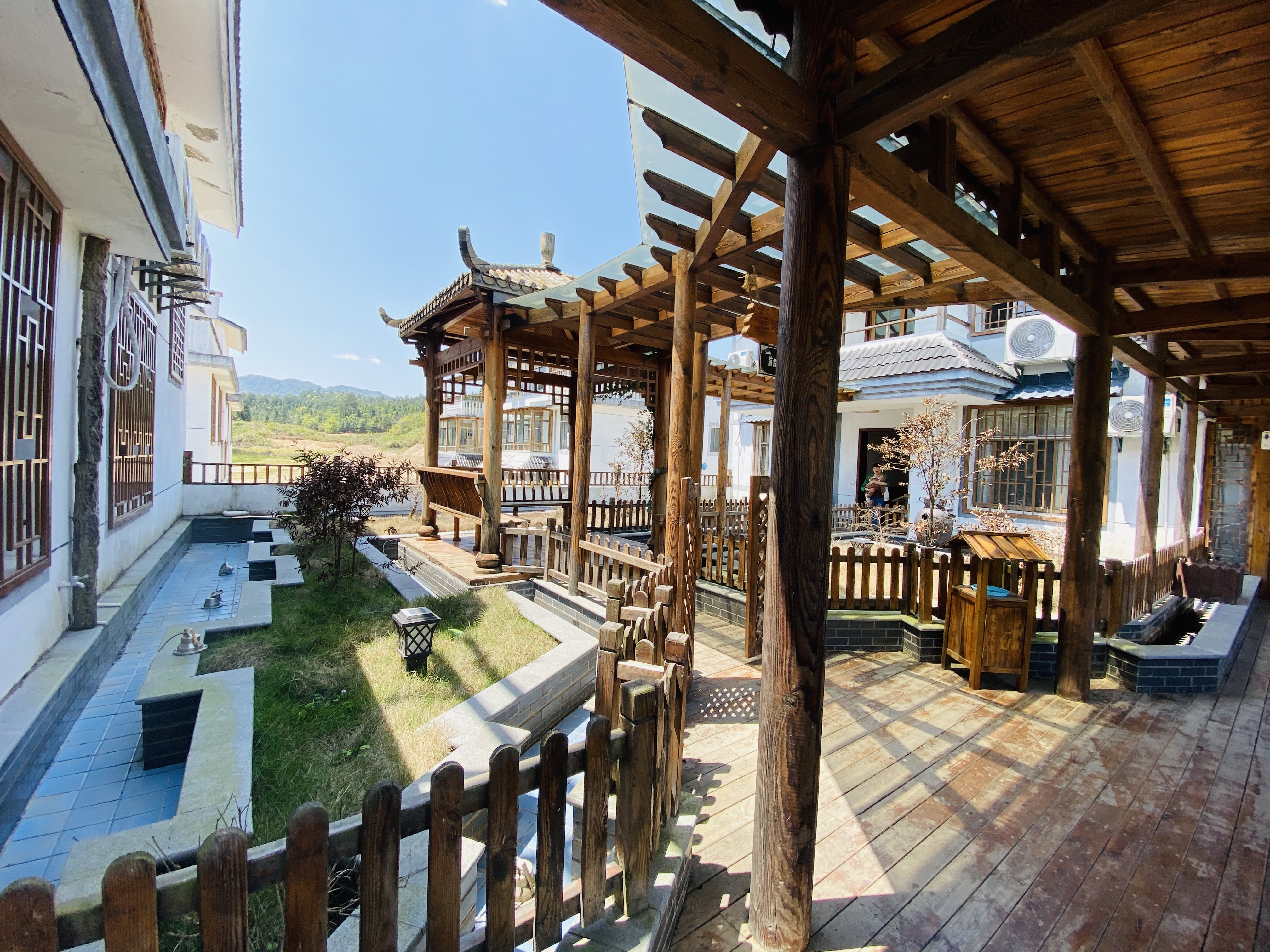  p data-id="tx31egr3gz4s">野狼谷景区,位于江西省抚州市资溪县乌石