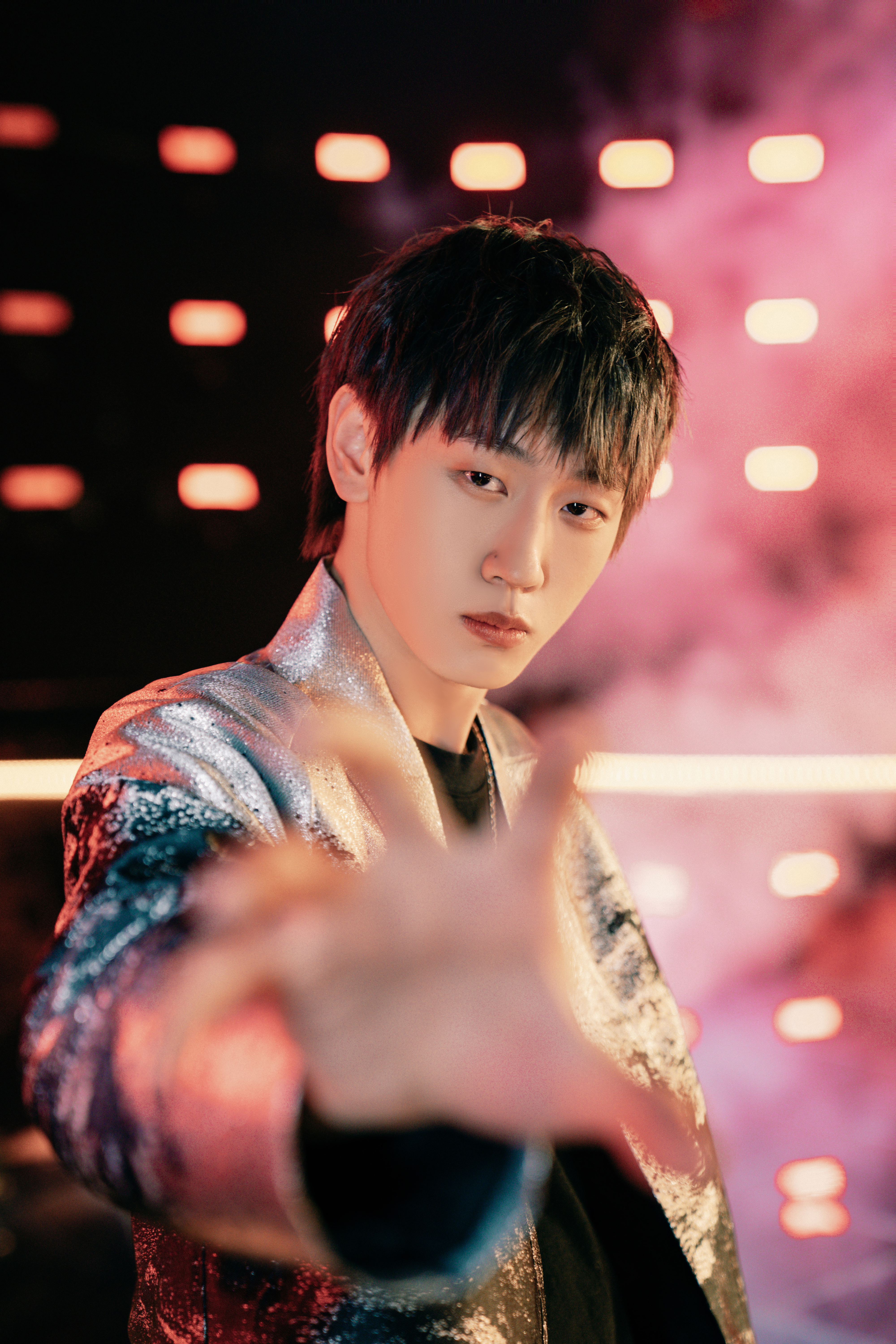  p data-id="2hkmgejatgd">刘彰(ak),1999年12月18日出生于广东省珠海