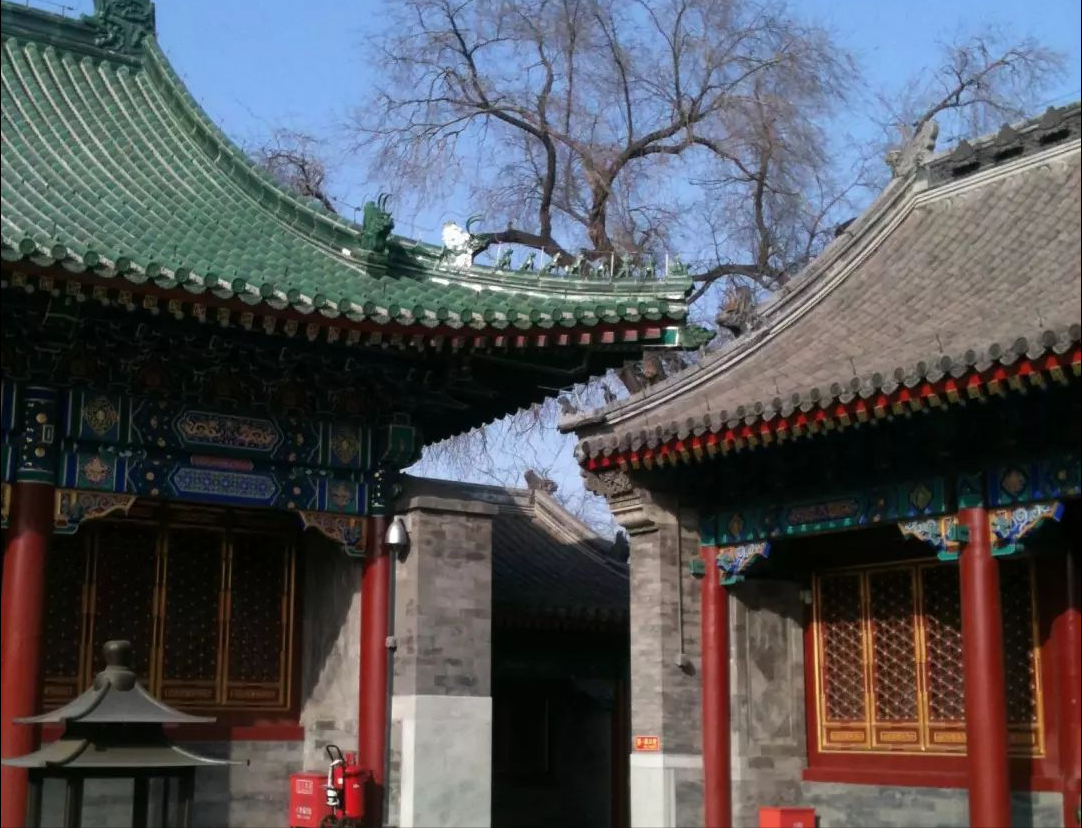 清朝灭亡后，那些富丽堂皇的王府怎么样了？有的变成了景区_百科TA说