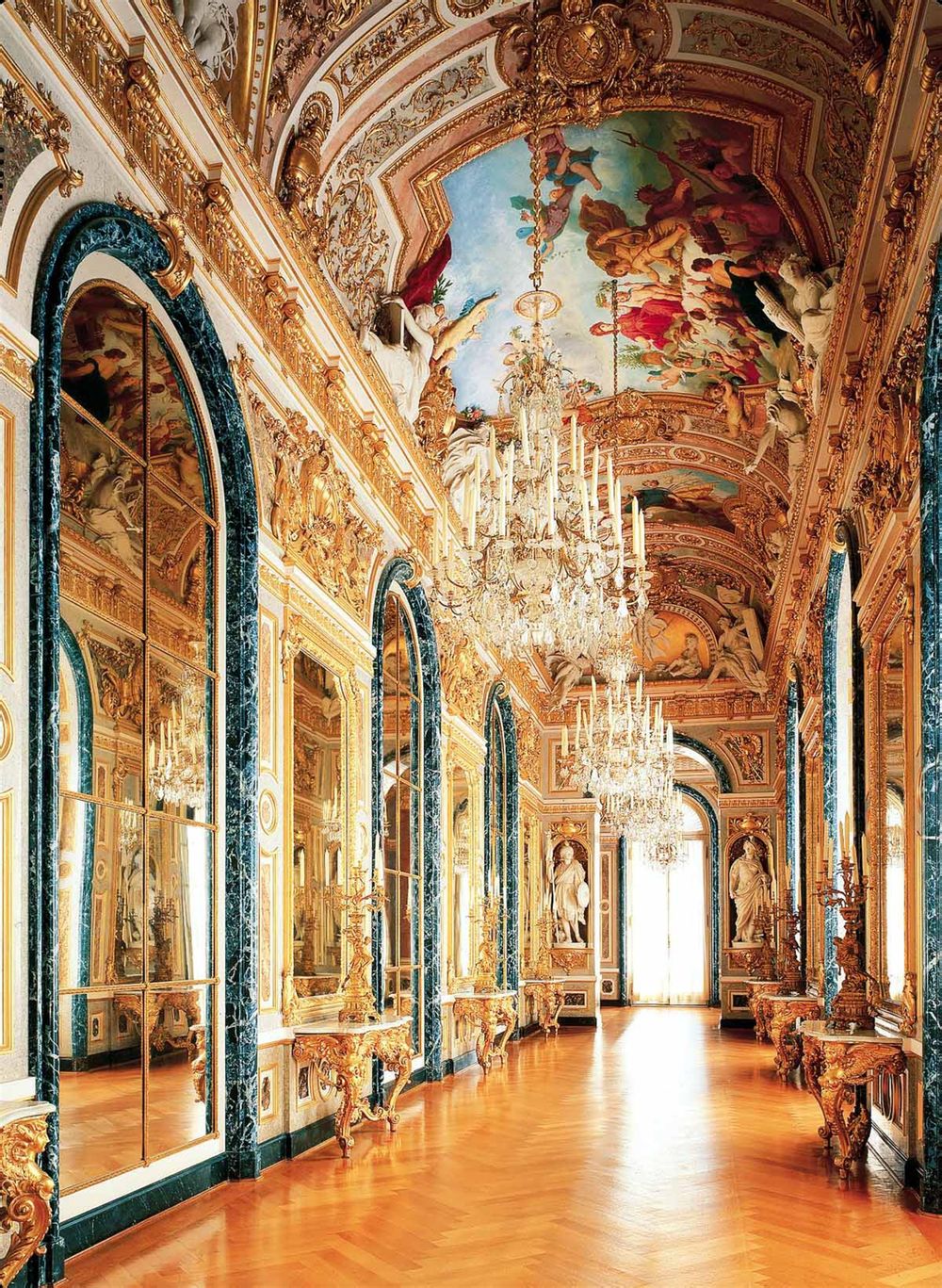 二世/5133813" data-lemmaid="5133813">路德维希二世 /a>最大的宫殿