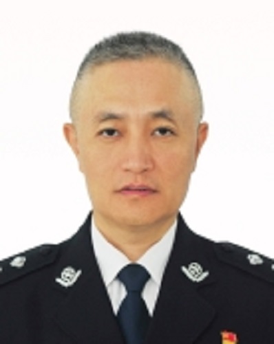 修潍青