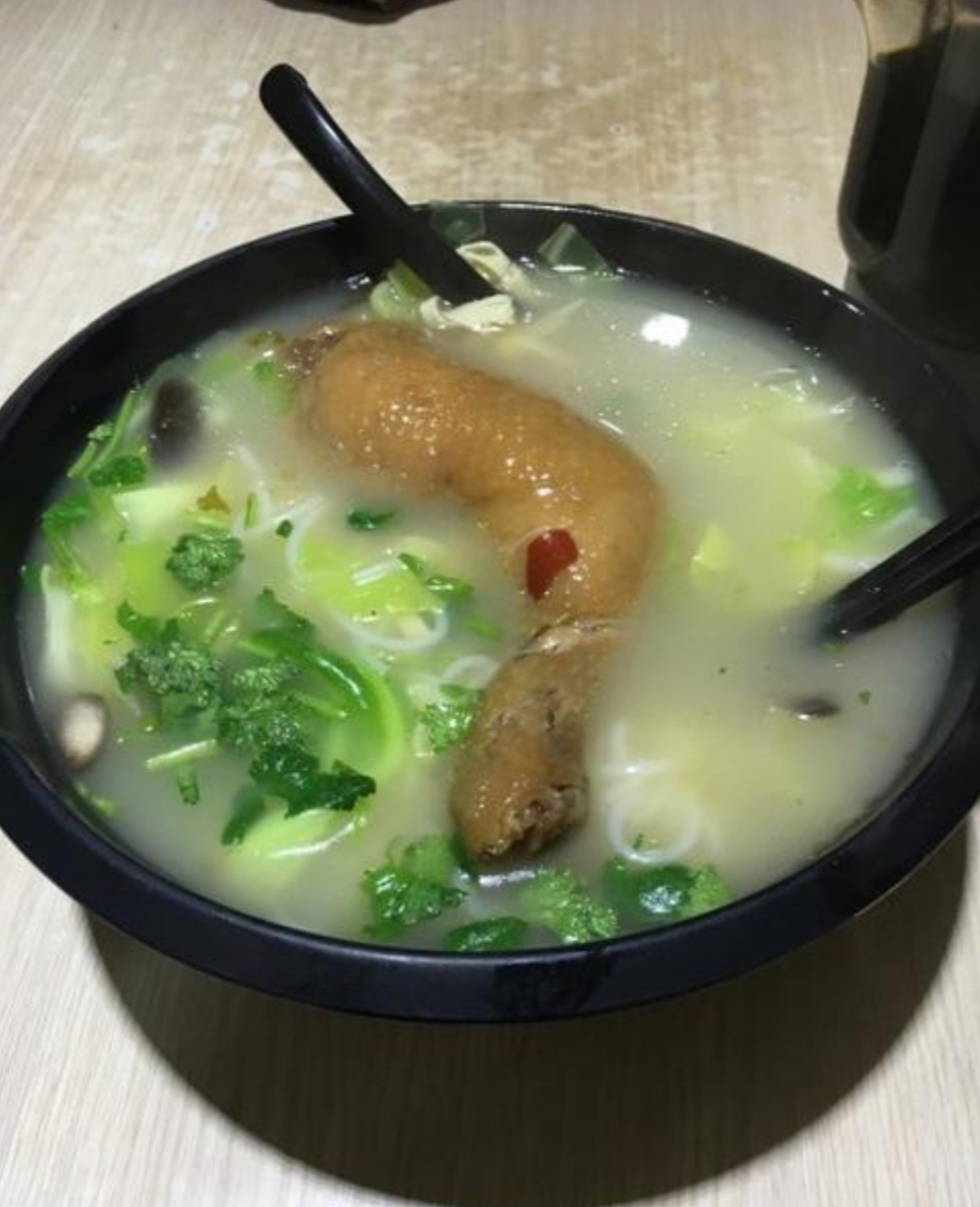 鸡腿米线
