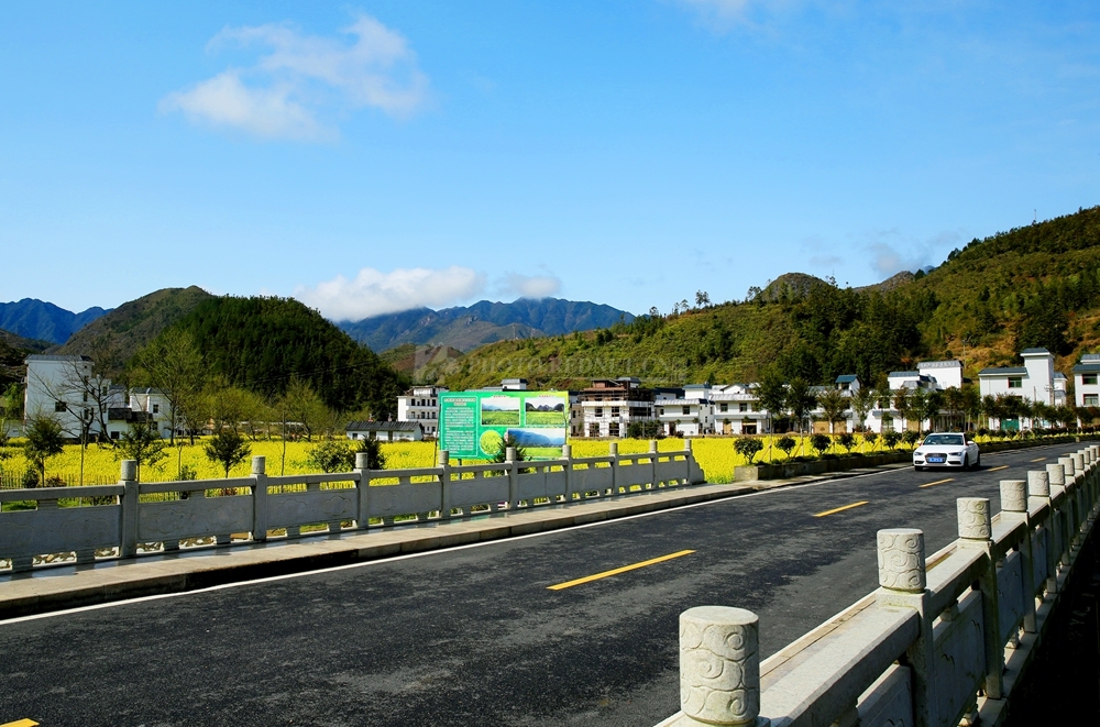  p>四都镇,隶属于福建省漳州市诏安县,位于诏安县境东部沿海,东面与