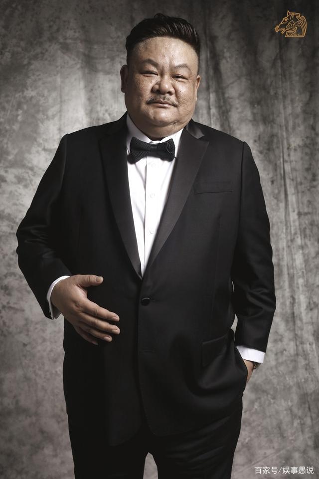 55岁“黄金配角”林雪，30年龙套生涯化茧成蝶，如今拿奖到手软_百科TA说