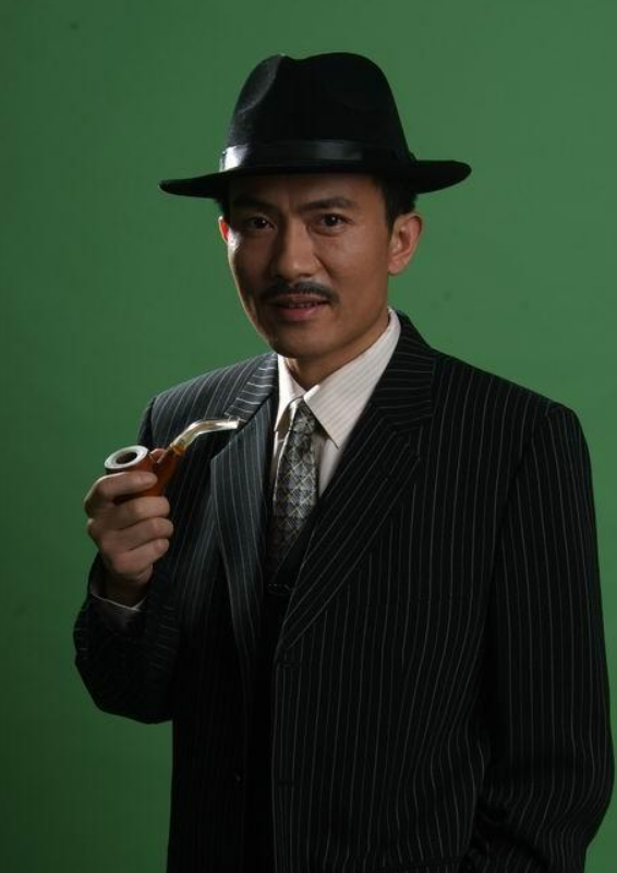 李强