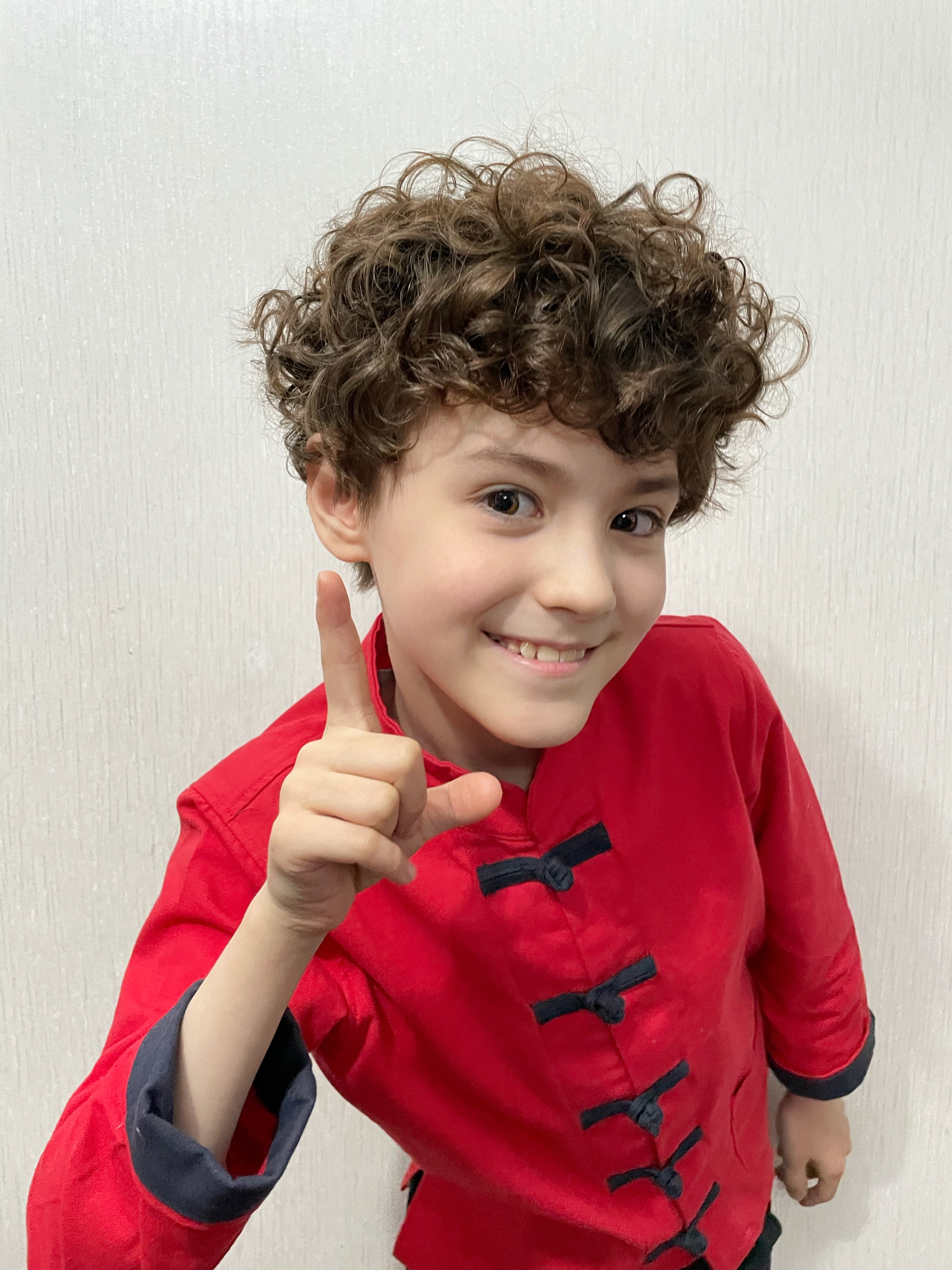 ctrid="2cb2xp8buzg">李奥利,中国内地混血小童星,<