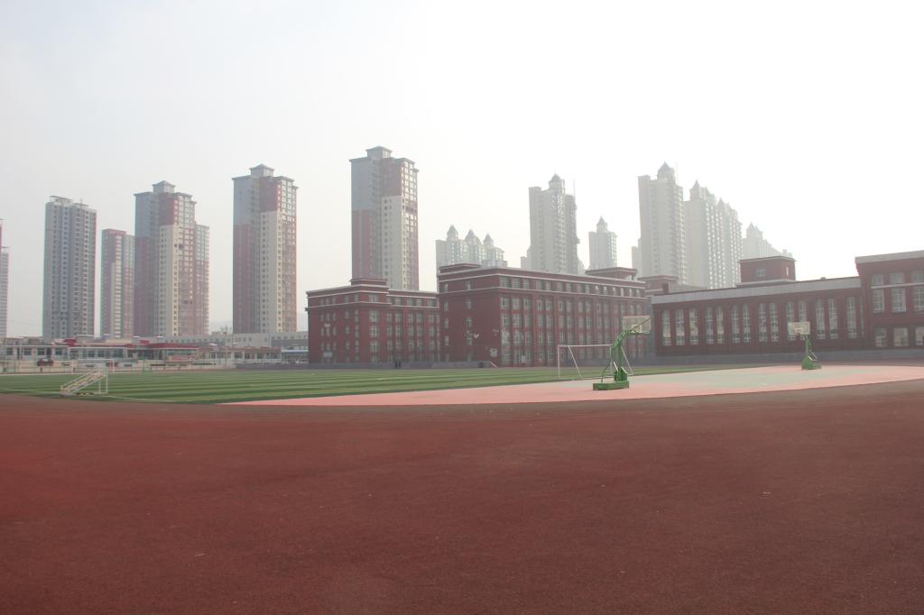 吕梁学院附属高级中学