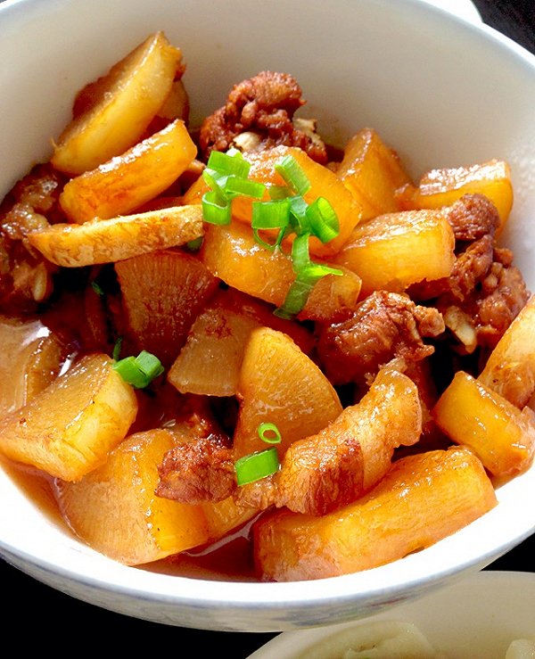 白萝卜烧肉
