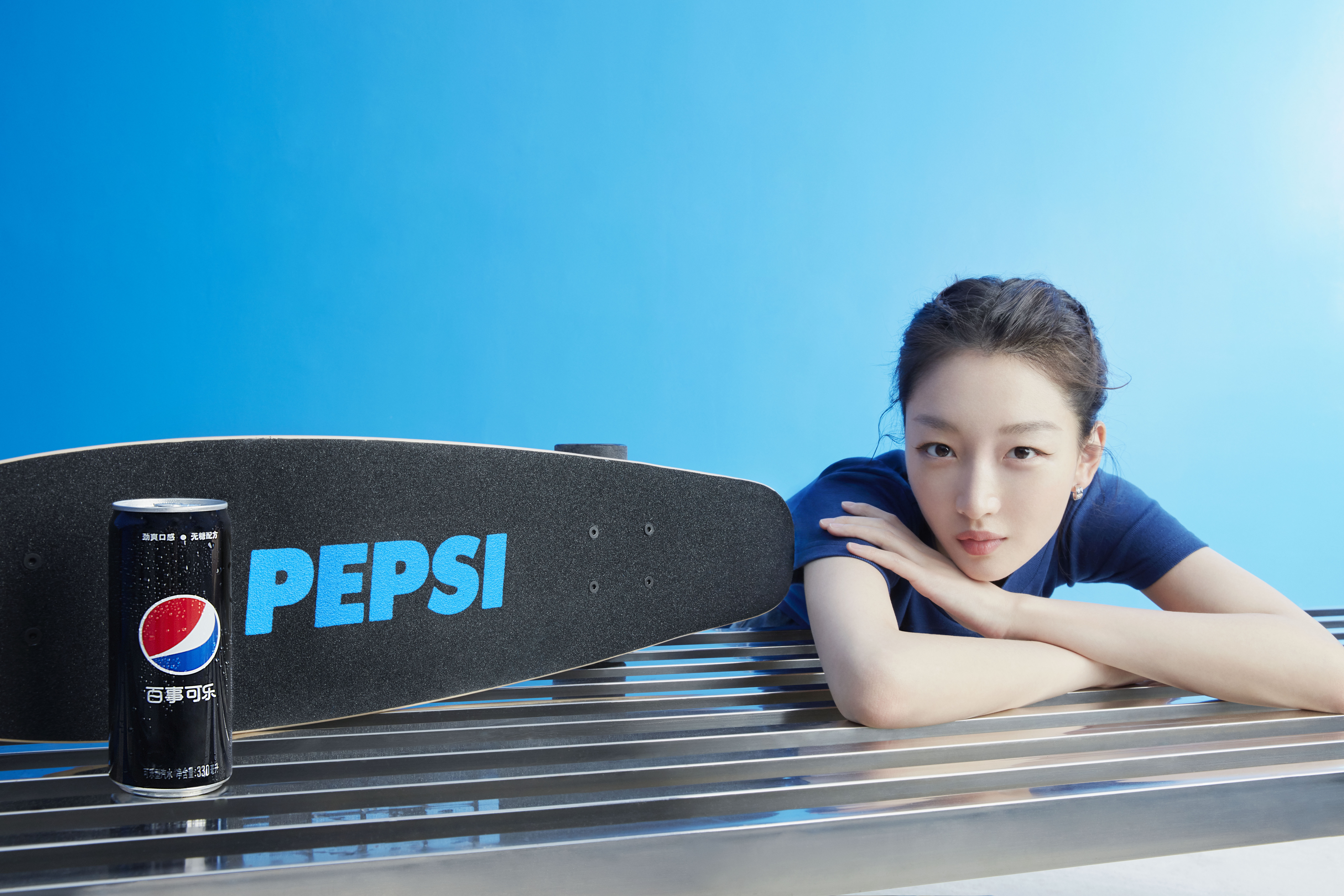  p>百事可乐(英文名称pepsi-cola),诞生于19世纪90年代,以 a target="