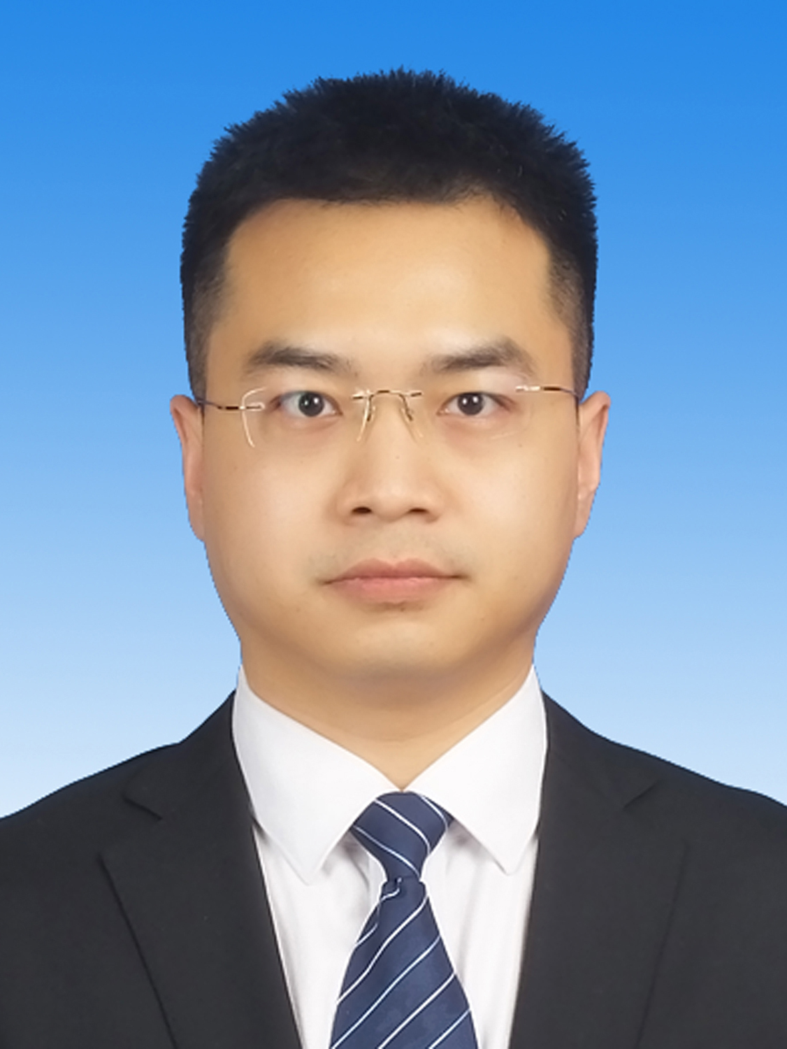 县政府党组成员,副县长