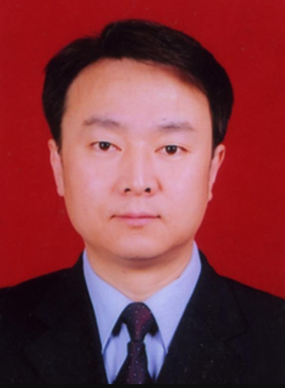  p>杨剑君,男,1967年9月出生,陕西省黄陵县人,中共党员,在职研究生