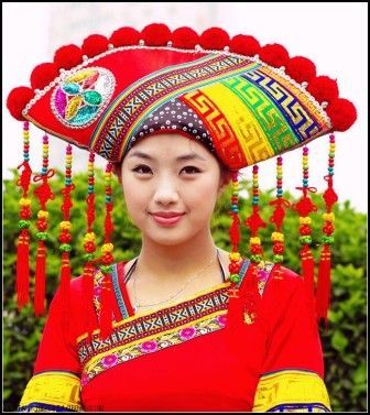 中国少数民族服装_百度百科