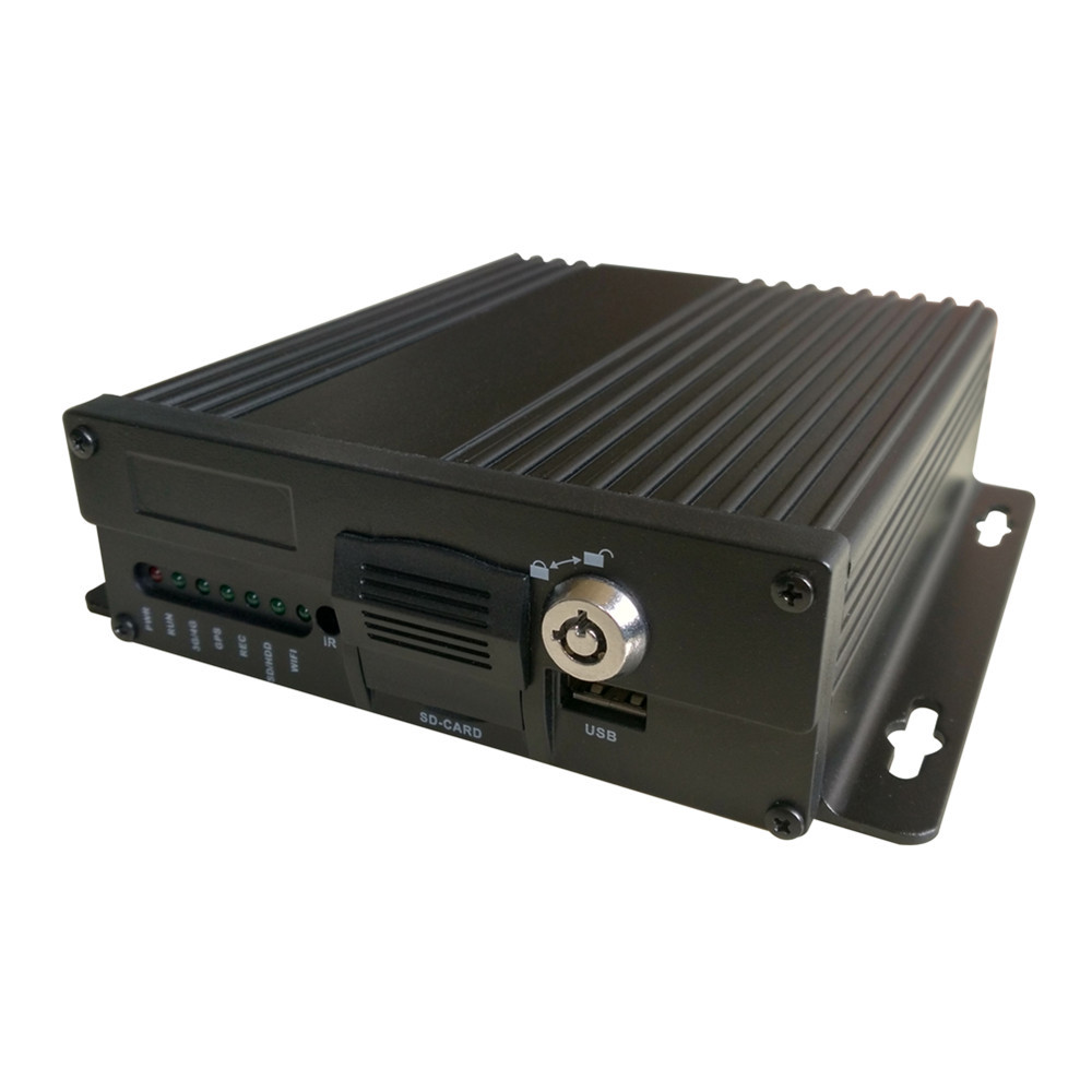 富士隆四路sd卡车载录像机