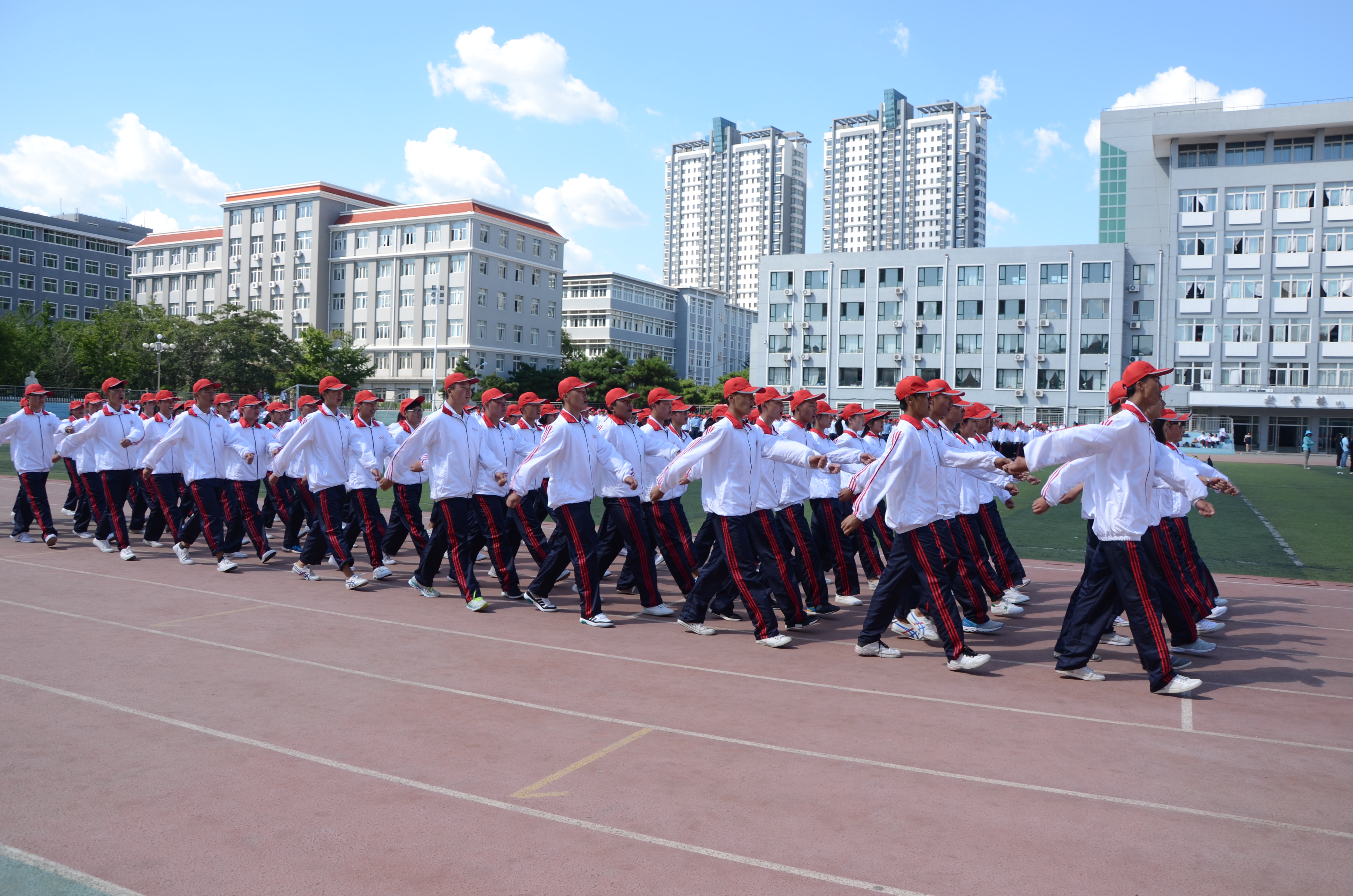 辽西育明高级中学