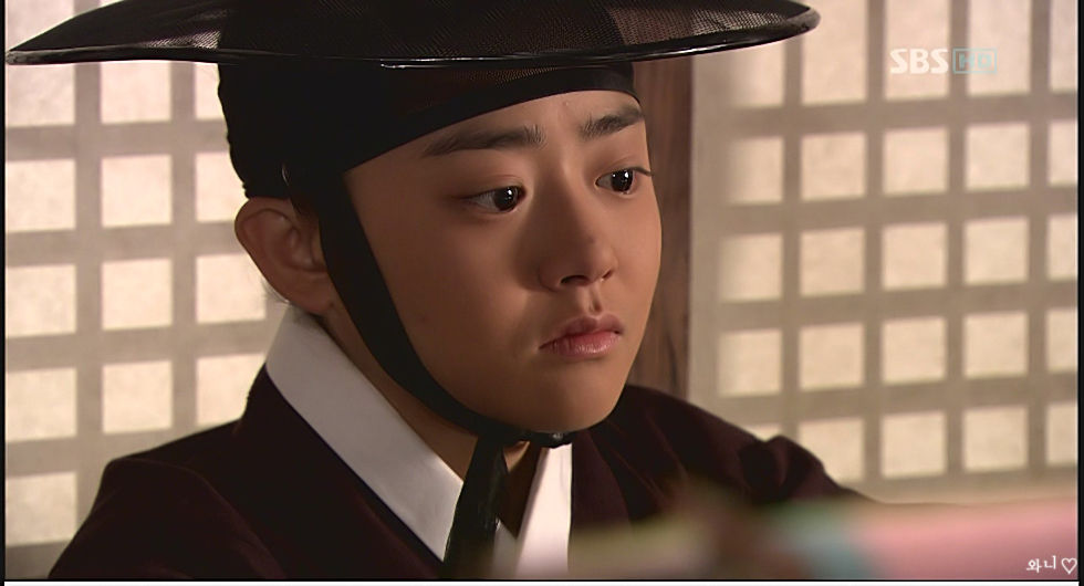  p> a target="_blank" href="/item/文瑾莹">文瑾莹 /a>,即文根英