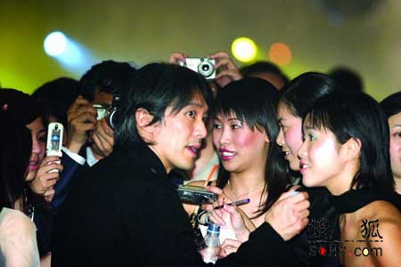  p>田启文,绰号田鸡,1961年6月9日出生于中国香港.