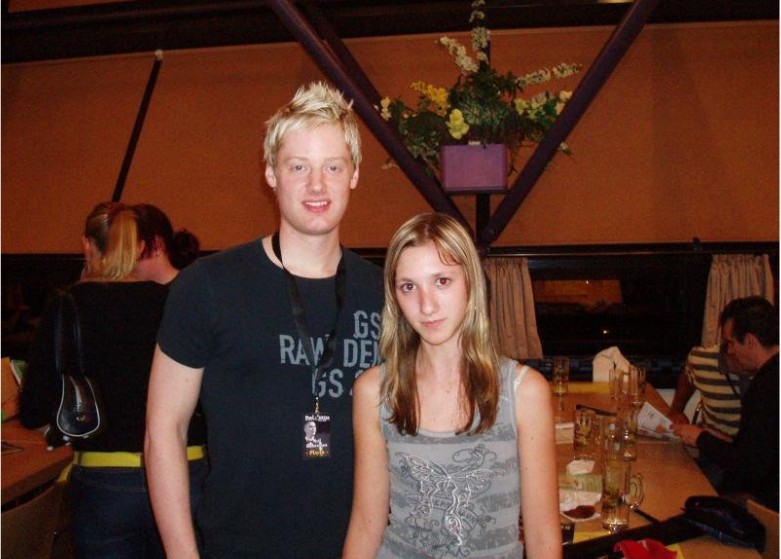  p>尼尔·罗伯逊,1982年2月11日出生于澳大利亚,澳大利亚职业斯诺克