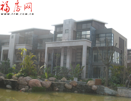 圣地亚哥湖叠墅