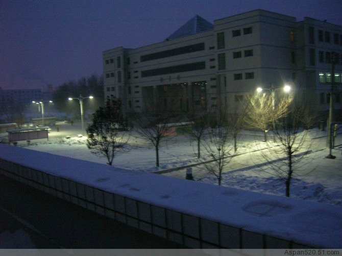  p>呼图壁县第一中学创建于1956年9月,1979年经自治区教育厅批准确定