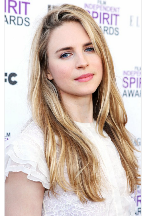  p>布里特·马灵 i>(brit marling) /i>,1982年8月7日出生于美国