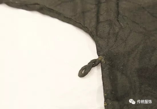古人服饰上的“纽扣”，揭露了怎样历史的恩怨与传统的启示？_百科TA说