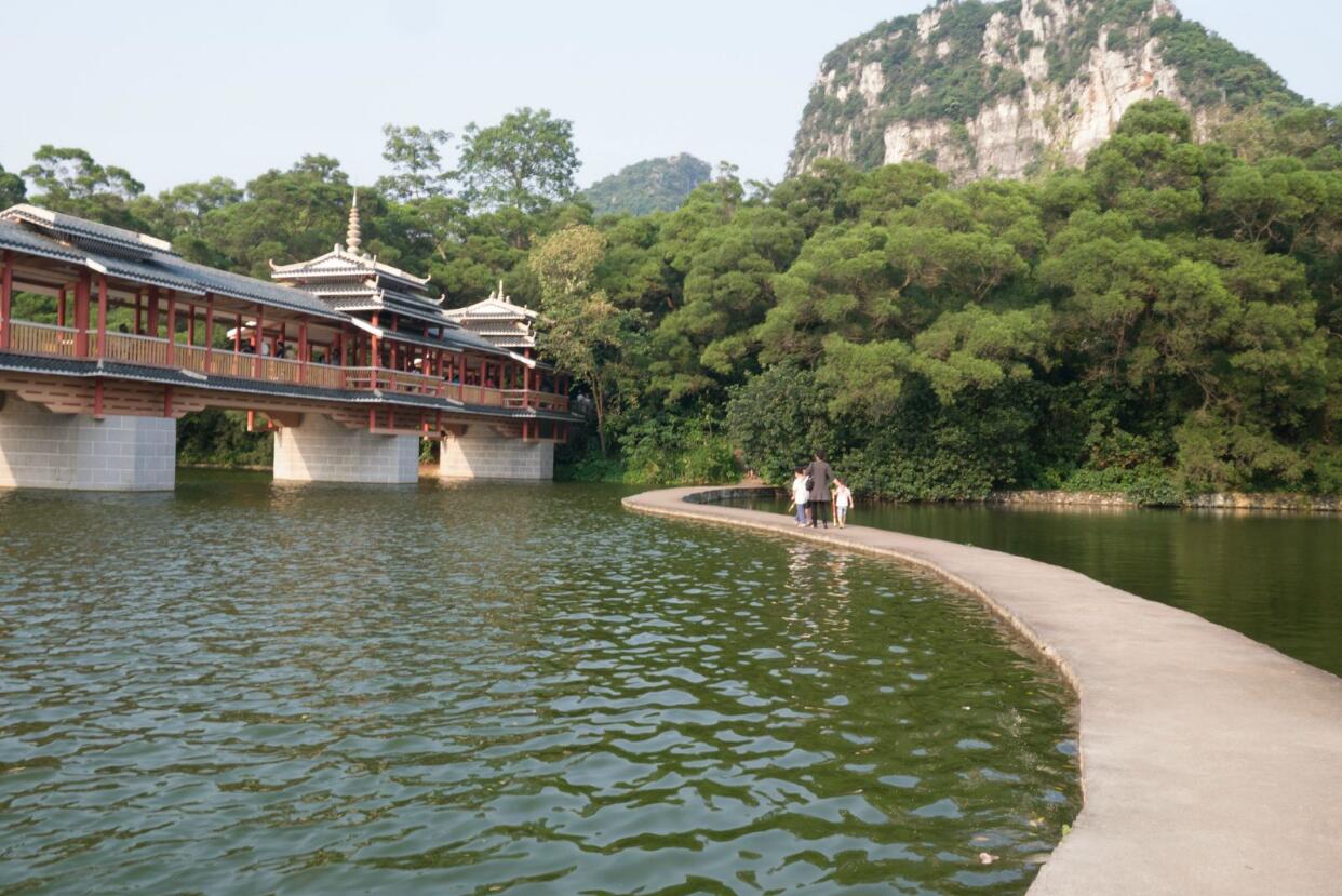 柳州立鱼峰风景区