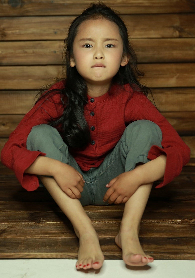 "gnsvic8bkf">张婉儿,2010年5月16日出生于中国北京市,中国内地女演员