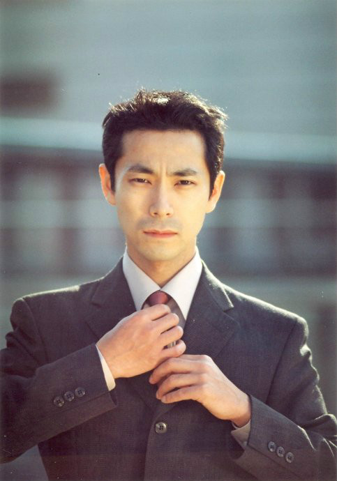  p>涩谷天马( i>shibuya tenma /i>),1969年1月13日出生于日本埼玉县