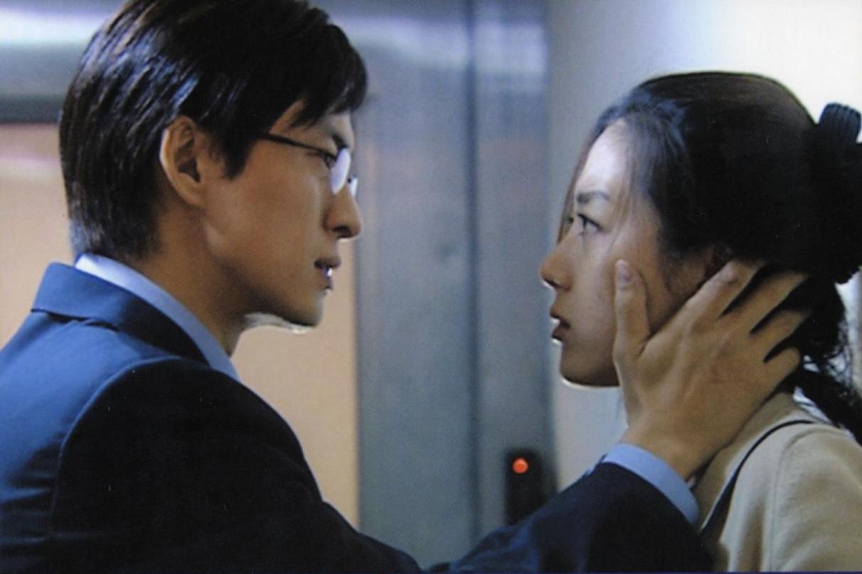  p data-id="gnco0yxh6a">《情定大饭店》,是韩国2001年 a target="